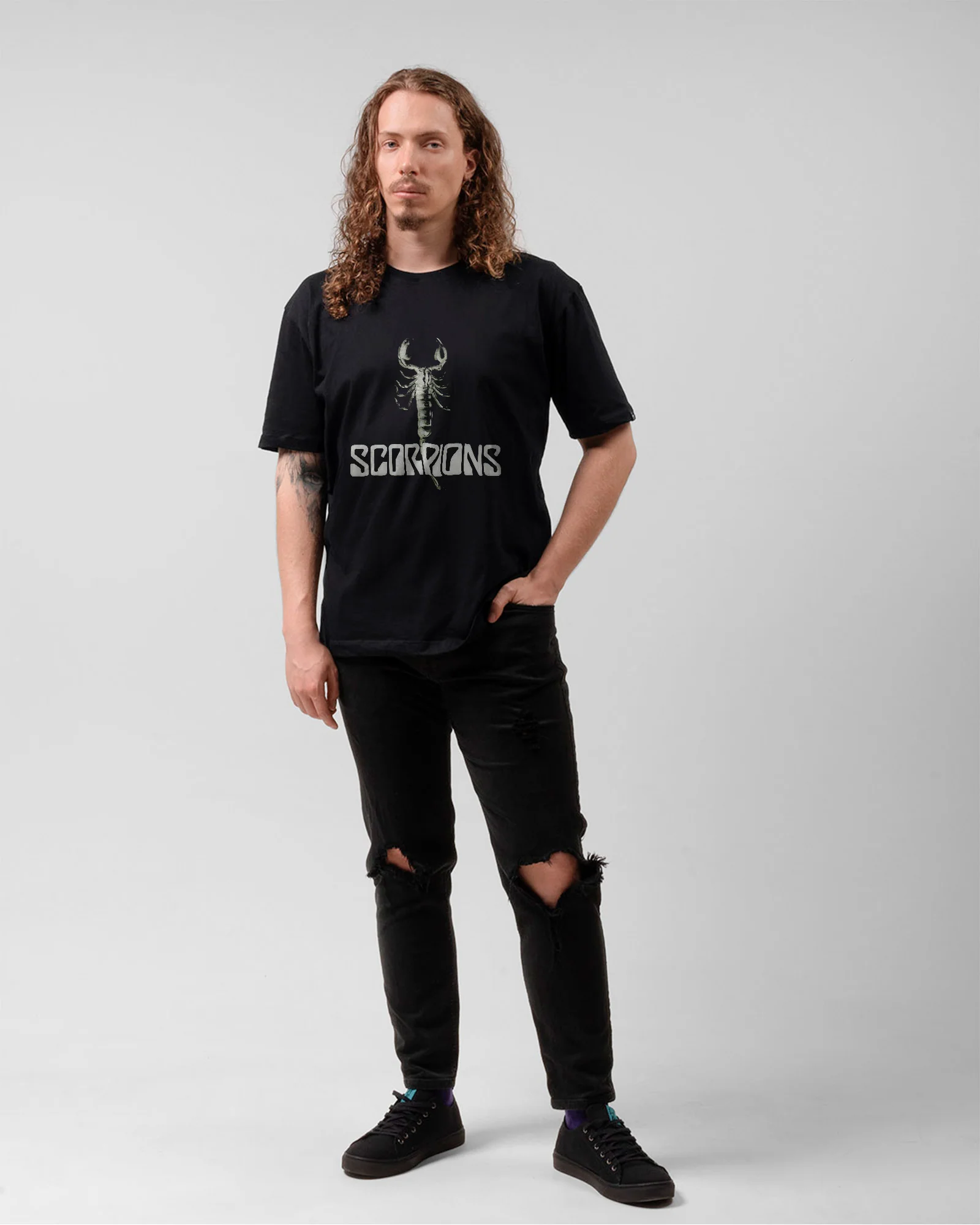 Camiseta Scorpions Clássica Estampa Branca - Image 5